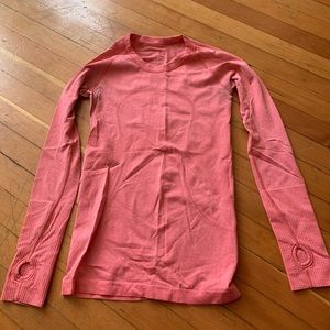 Lululemon Pink long sleeve size small